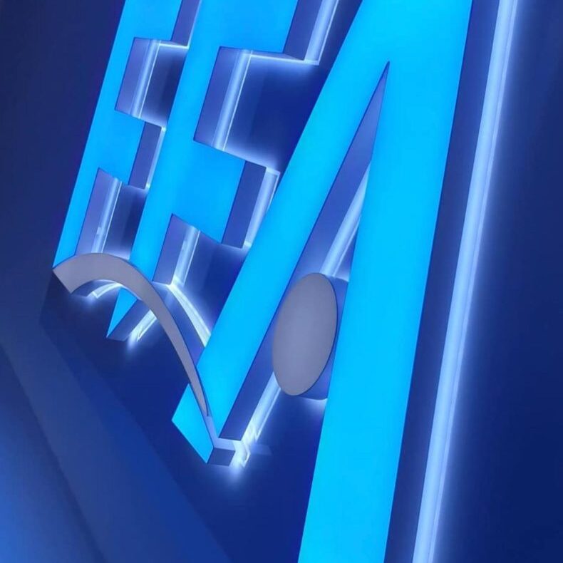 Enseigne lumineuse-ffa-nmkpub